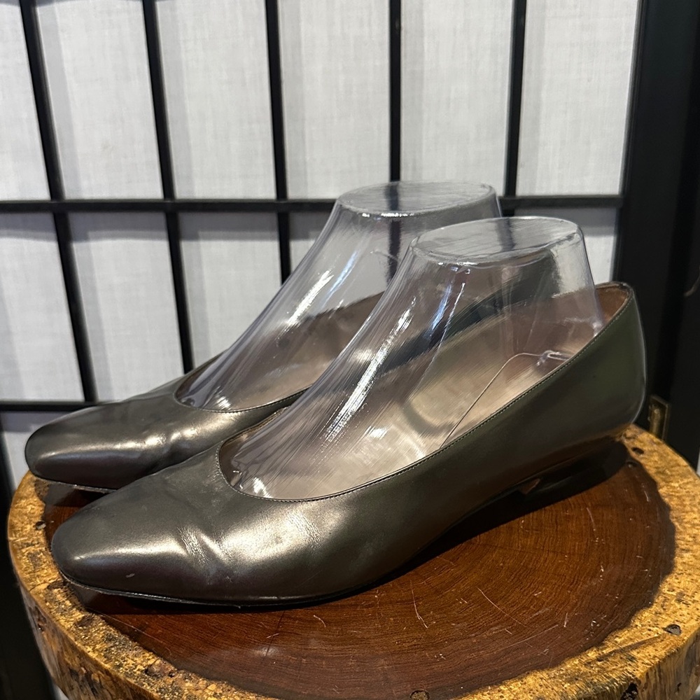 Vintage Salvatore Ferragamo Pewter Metallic Women’s Leather Pumps Size 8C